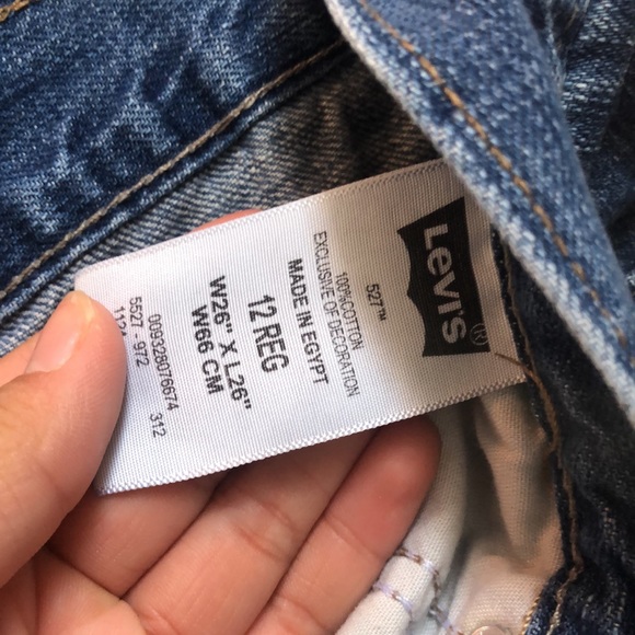 Levi shorts - Picture 4 of 4